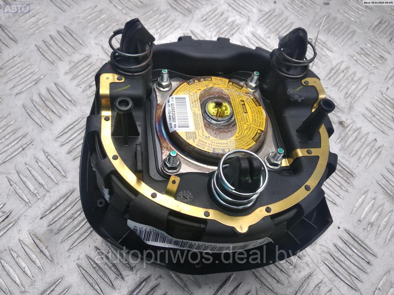 Подушка безопасности (Airbag) водителя Nissan Micra K13 (2010-2016) - фото 1 - id-p224390217