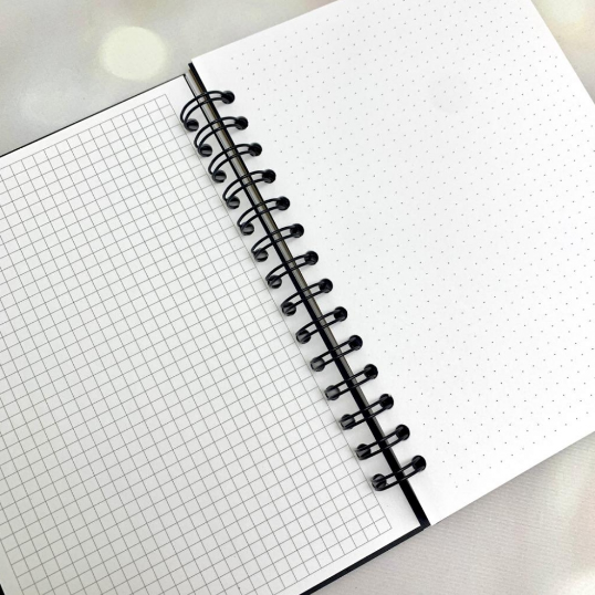 Скетчбук блокнот с плотными листами "Sketchbook" 5 видов бумаги (белая, клетка, чёрная, крафтовая, в точку,А5) - фото 8 - id-p225556518