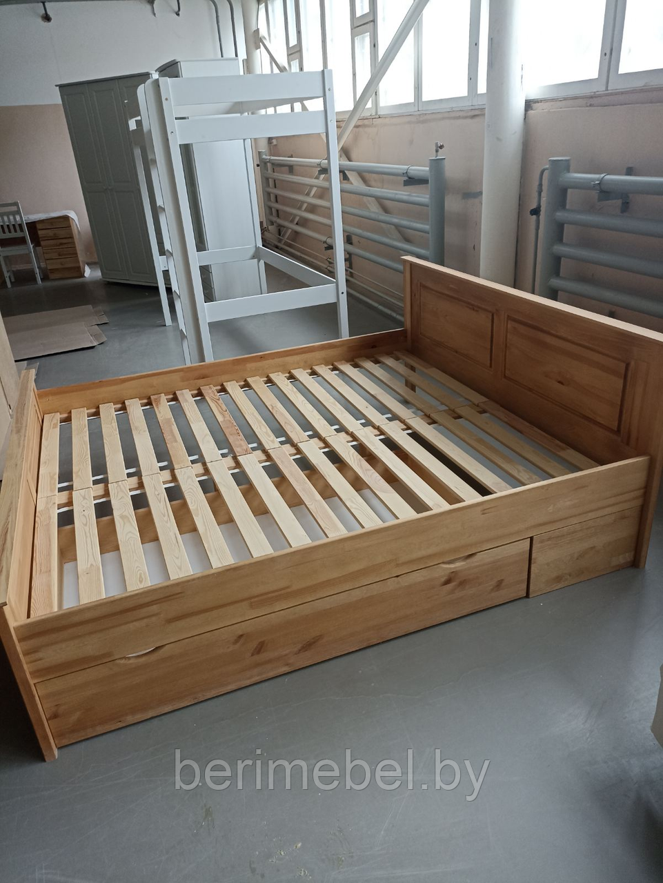 Кровать двух спальная 180х200 бейц-масло Могилёвдрев - фото 5 - id-p209915312