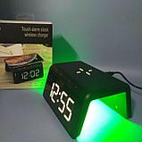 Часы настольные с функцией беспроводной зарядки и RGB подсветкой / Умные часы, фото 6