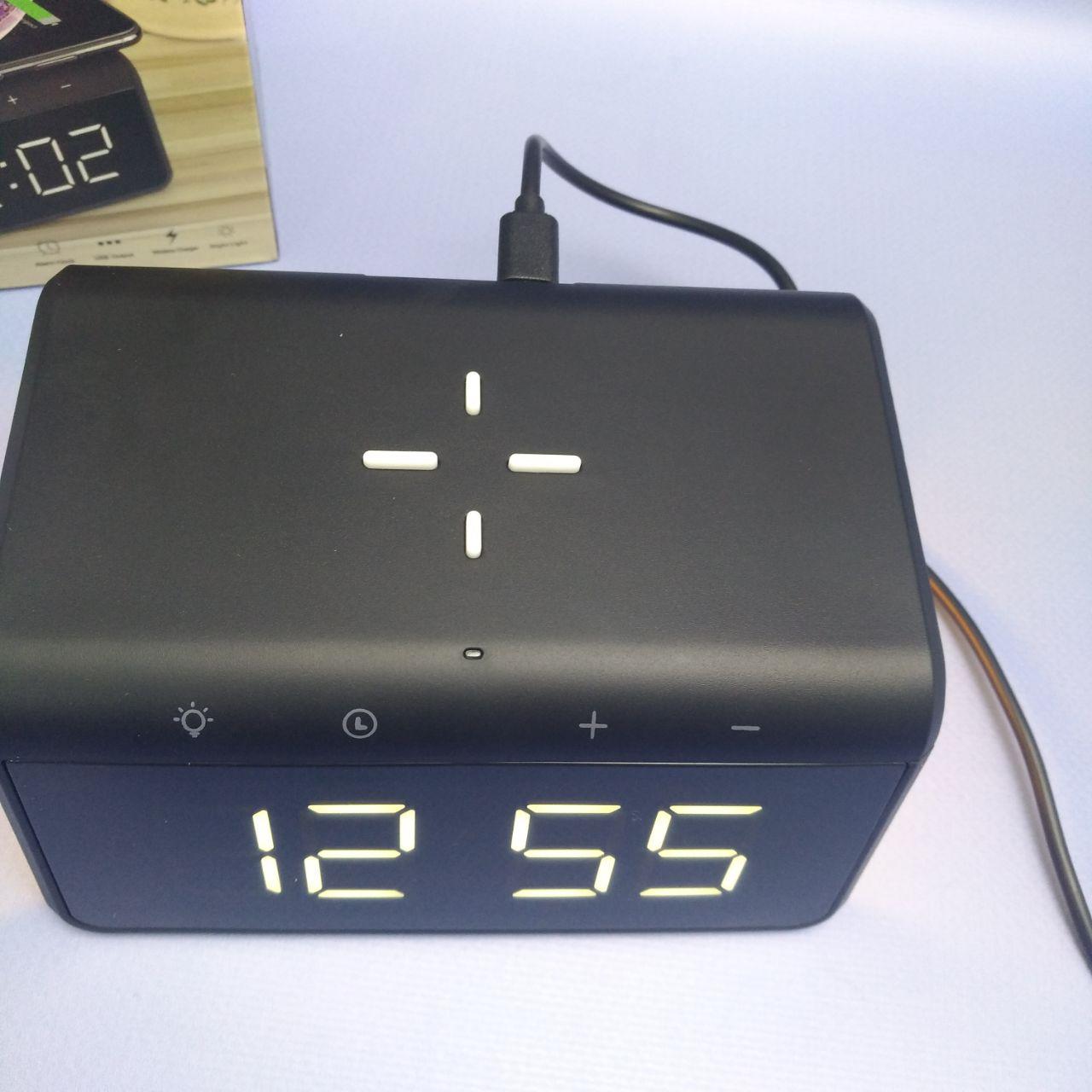 Часы настольные с функцией беспроводной зарядки и RGB подсветкой / Умные часы - фото 8 - id-p225599977