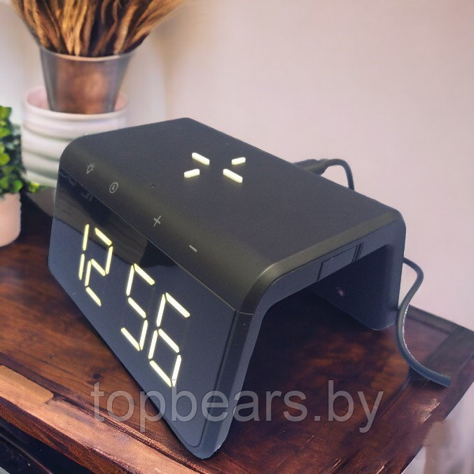 Часы настольные с функцией беспроводной зарядки и RGB подсветкой / Умные часы - фото 2 - id-p225600550