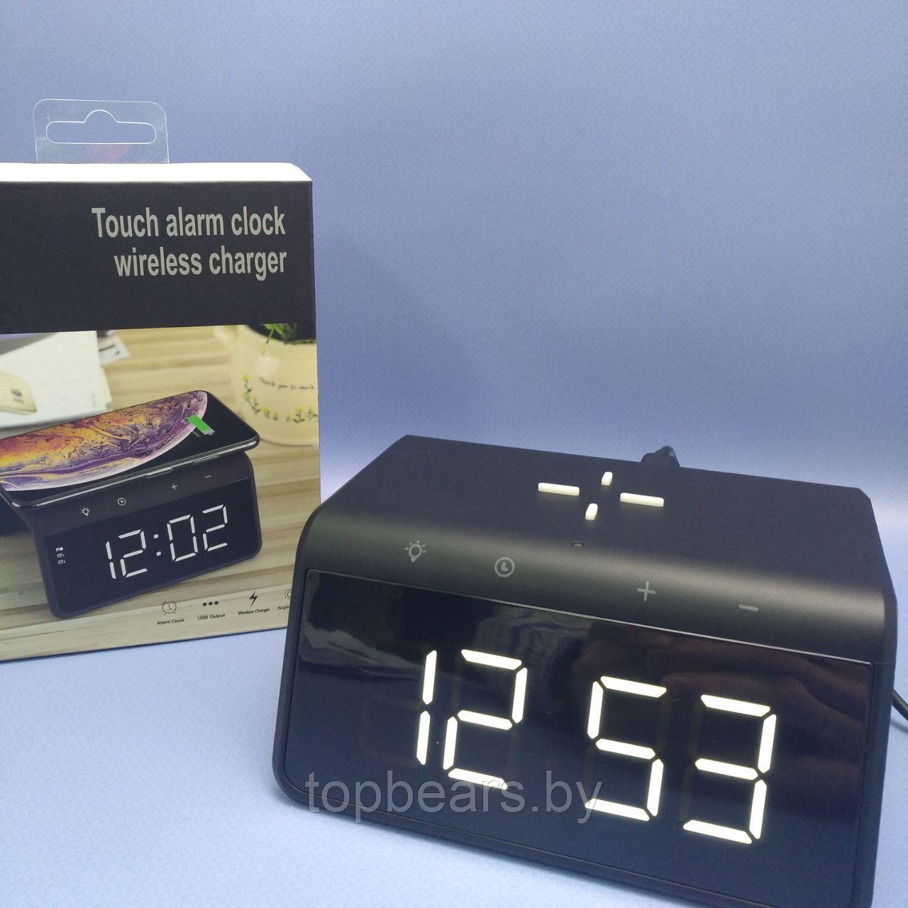 Часы настольные с функцией беспроводной зарядки и RGB подсветкой / Умные часы - фото 3 - id-p225600550