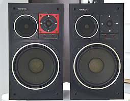 ONKYO     SC-600, выпуск 80-х годов, 3-х полосная, 6 Ом,  120 Вт  ЯПОНИЯ