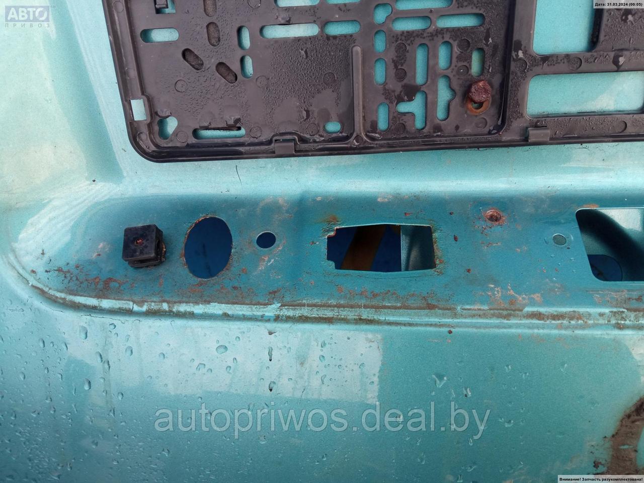 Крышка багажника (дверь задняя) Mazda Premacy - фото 3 - id-p224313465