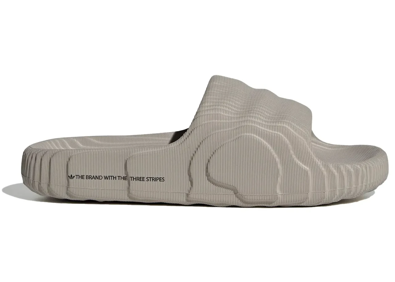 Сланцы мужские ADIDAS ADILETTE 22 светло-коричневый HQ4670
