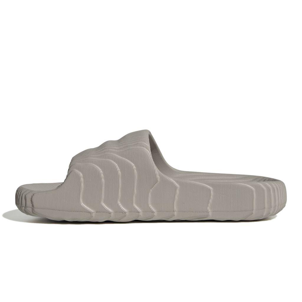 Сланцы мужские ADIDAS ADILETTE 22 светло-коричневый HQ4670 - фото 10 - id-p225634445