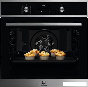 Электрический духовой шкаф Electrolux SteamBake 600 EOD6P77WX