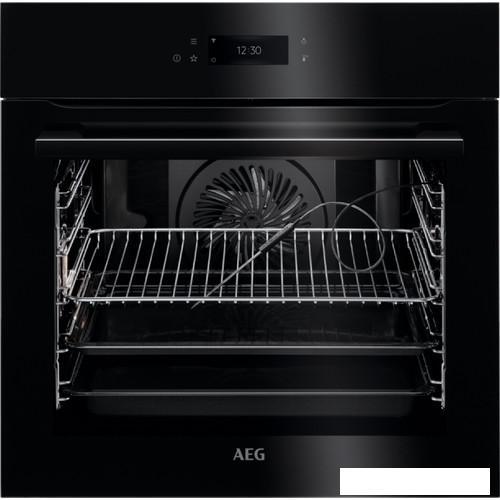 Электрический духовой шкаф AEG 8000 Assisted Cooking BPE748380B - фото 1 - id-p225570427