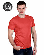 Мужская красная футболка