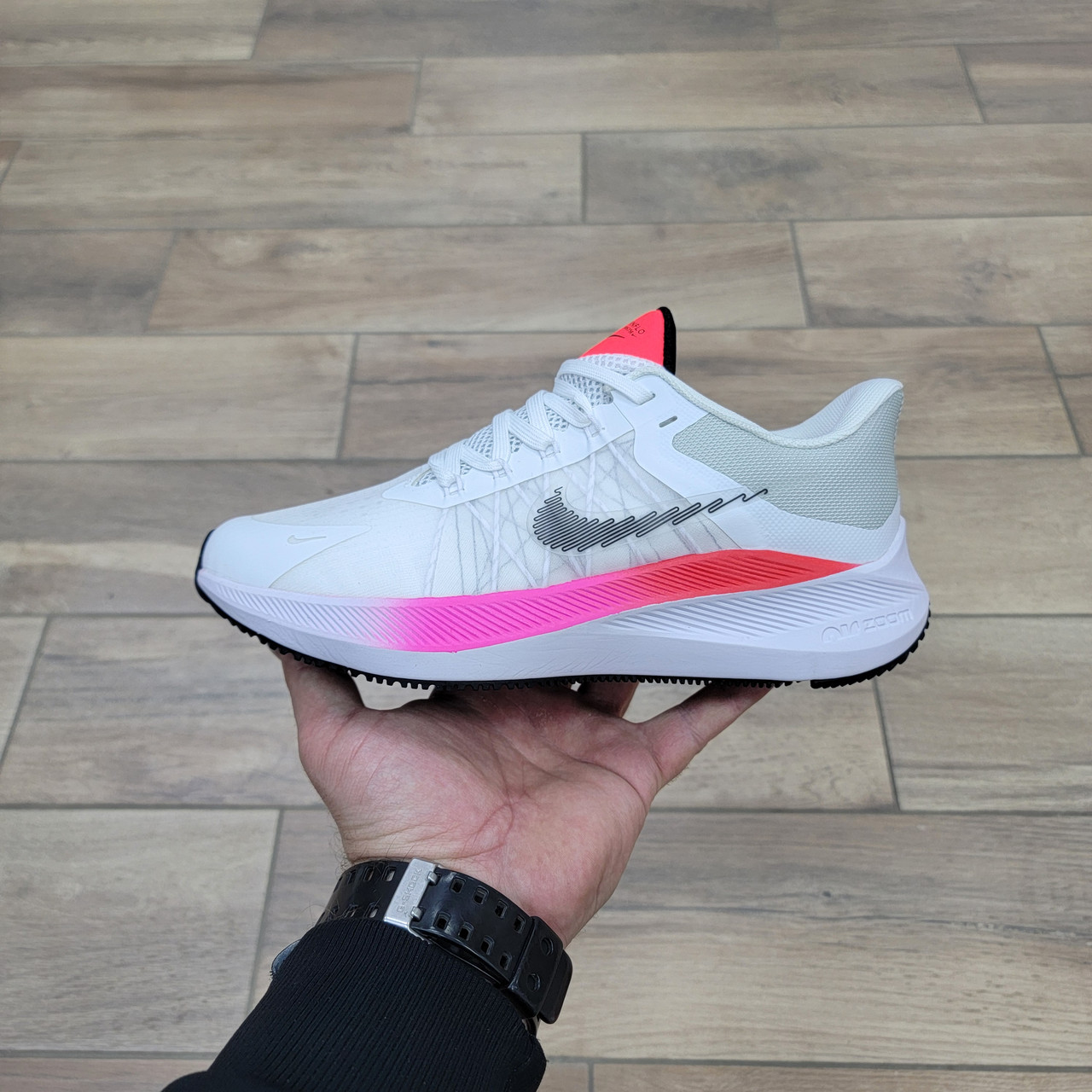 Кроссовки Nike Zoom Winflo 8 White Red Pink 37