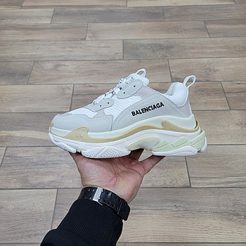 Кроссовки Balenciaga Triple S White 40