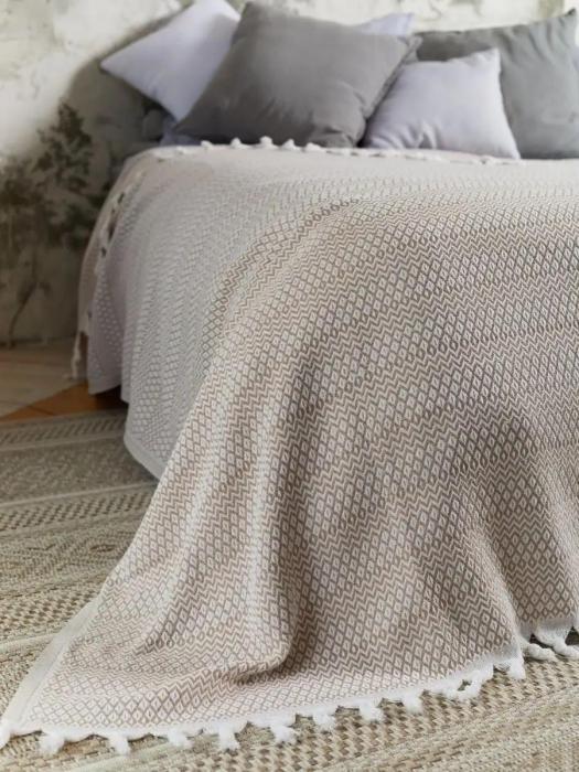 Покрывало на кровать диван 200х220 евро плед одеяло с кисточками бежевое хлопковое из поплина турецкое - фото 1 - id-p225926112