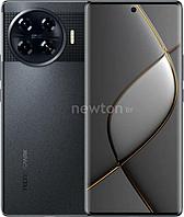 Телефон Tecno Spark 20 Pro+ 8GB/256GB (черная орбита)
