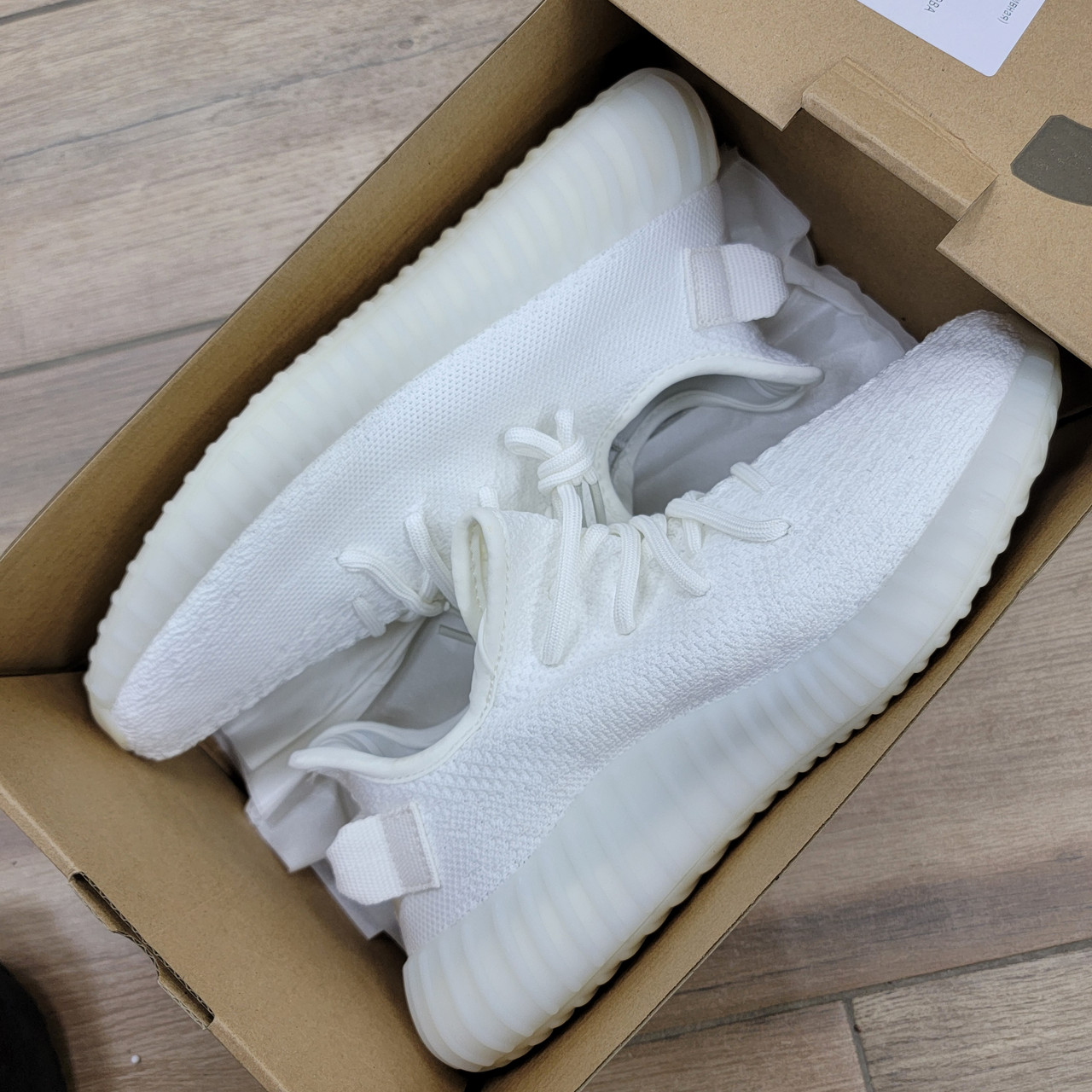 Кроссовки Adidas Yeezy Boost 350 V2 All White - фото 6 - id-p127298546