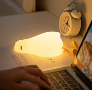 Светильник - ночник силиконовый Сонный Гусь Duck Sleep Lamp (USB, 3 режима, таймер 30 мин) - фото 1 - id-p225964116