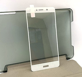 Защитное стекло для Huawei Y7 2017 с полной проклейкой (Full Screen), белое