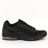 Nike invigor all black hot sale