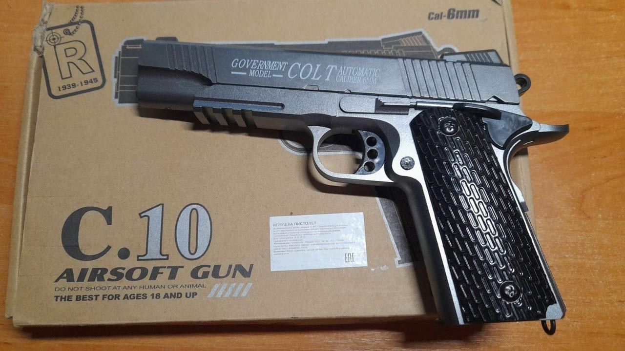 Игрушечный пневматический пистолет Кольт Colt Airsoft Gun C10 серый метало пластиковый