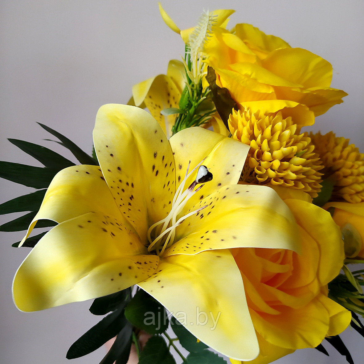 Букет с латексными лилиями 47 см, желтый - фото 6 - id-p226199324