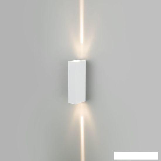 Уличный настенный светильник Elektrostandard Blaze LED 35136/W (белый) - фото 3 - id-p225813349