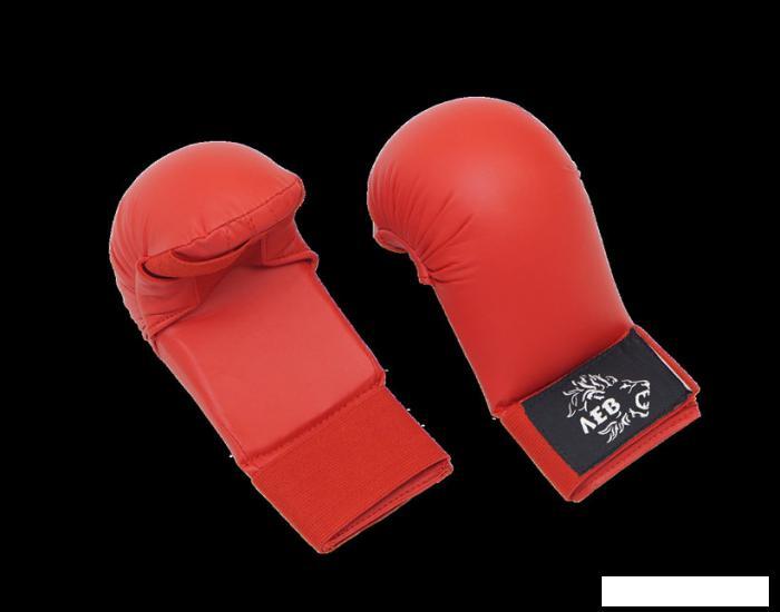 Накладки WKF (перчатки) на руки для карате Лев р-р S с пальцем, красный - фото 1 - id-p225817975