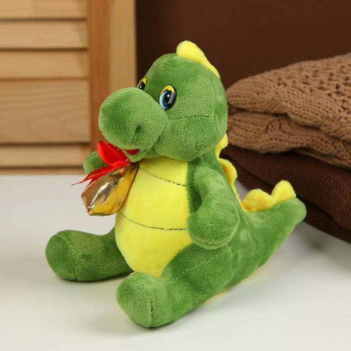 Мягкая игрушка «Дракон», с подарком, 17 см, цвет зелёный - фото 3 - id-p226204994