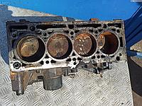 Блок цилиндров двигателя (картер) Renault Scenic 1 (1996-2003)