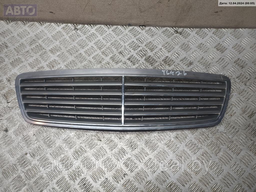Решетка капота Mercedes W203 (C) - фото 1 - id-p226206448
