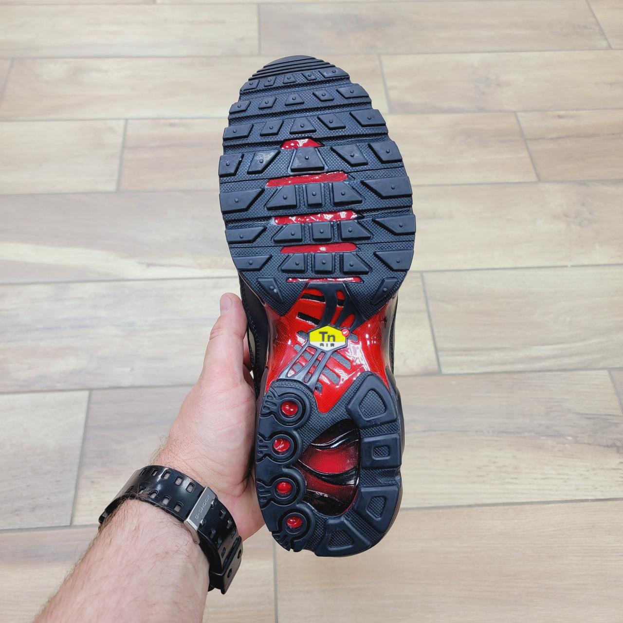 Кроссовки Nike Air Max Plus Black Red - фото 5 - id-p226255729