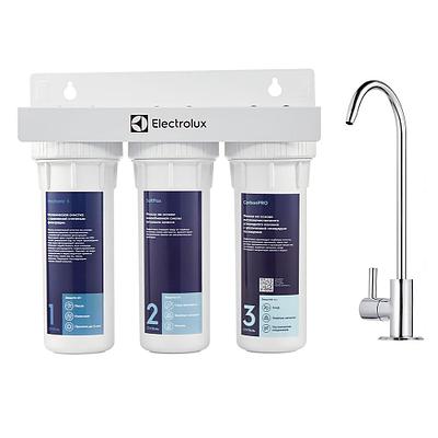 Трехступенчатая система очистки высоко хлорированной жесткой воды Electrolux AquaModule SF