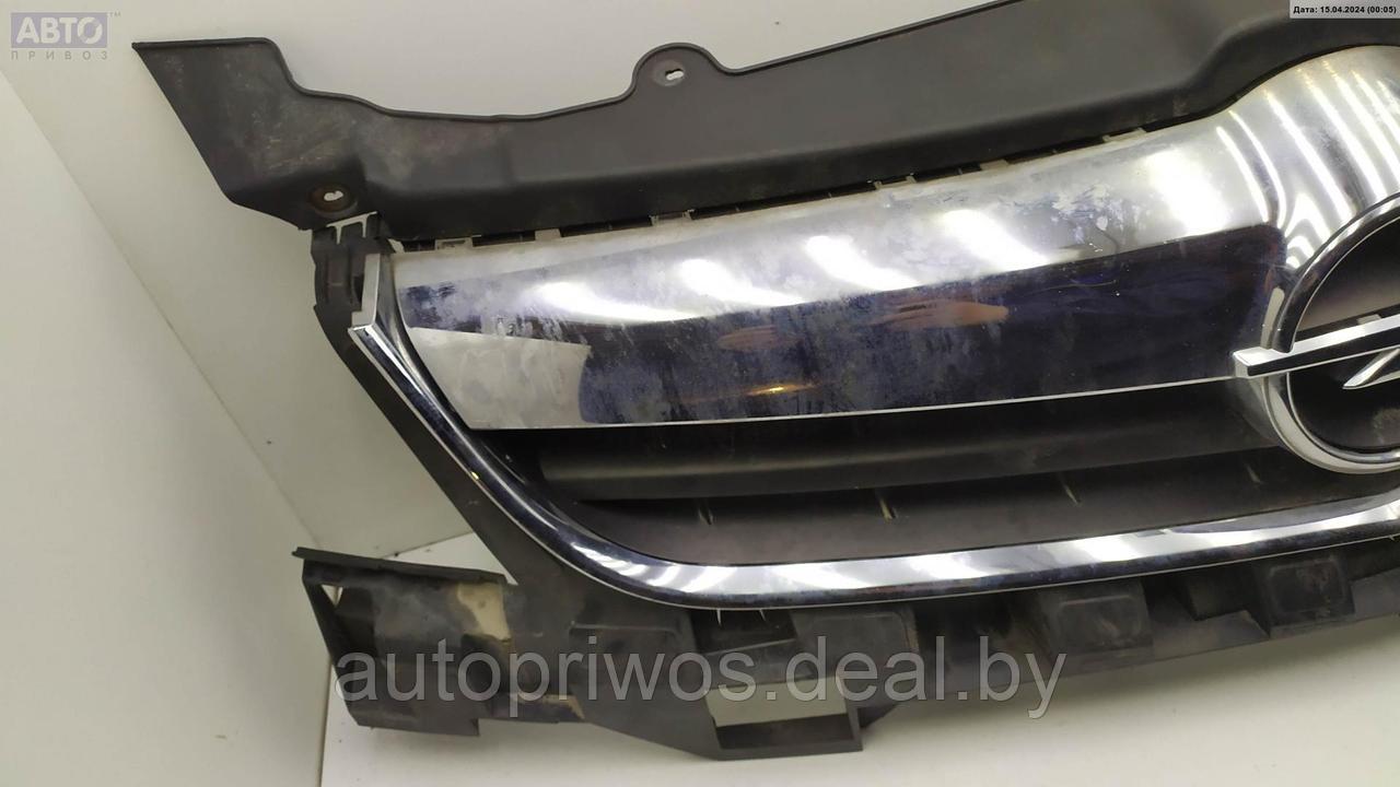 Решетка радиатора Opel Signum - фото 2 - id-p226279038