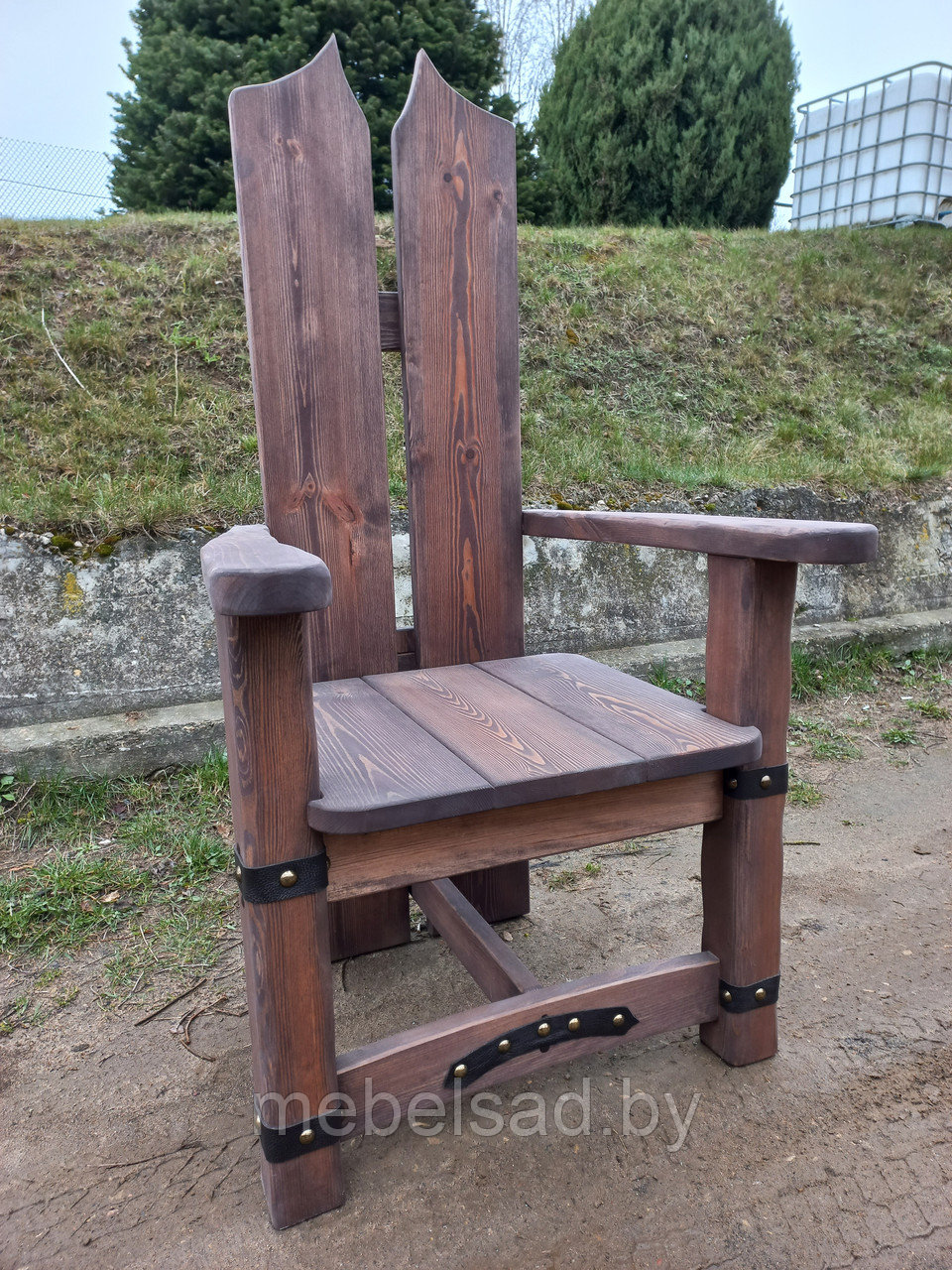 Кресло-трон садовое и банное из натурального дерева "Златомир"