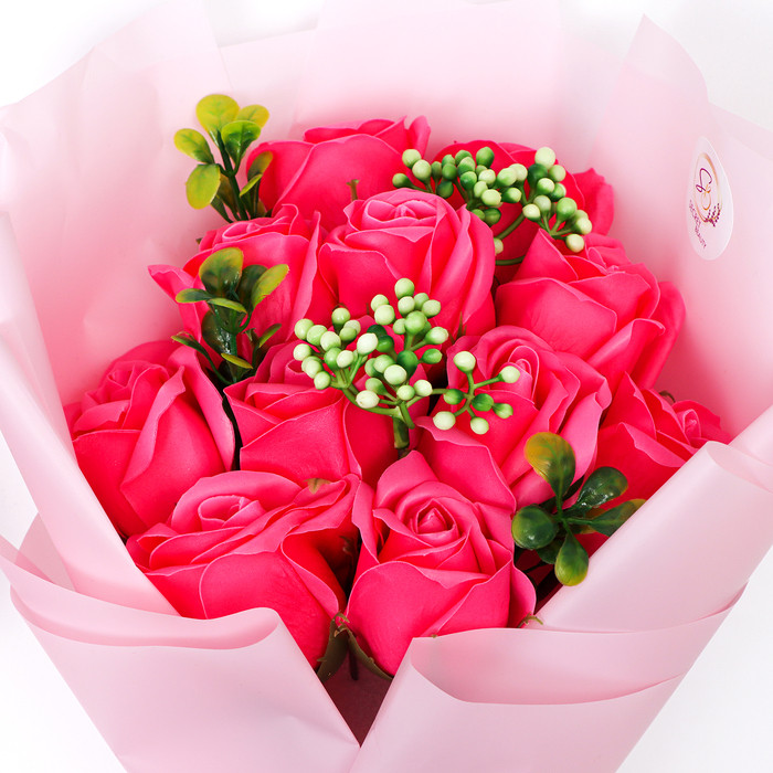Эксклюзивный букет из мыльных роз, цвет фуксия, 11 шт - фото 7 - id-p226358482