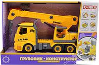 Конструктор Funky Toys FT61110 Грузовик с подъемным краном