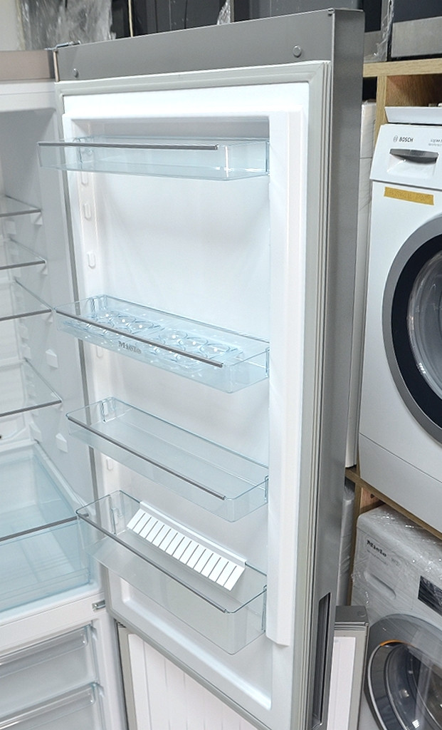Новый двухкамерный холодильник 60 см ширина KFN29162D ed Германия Гарантия 6 мес - фото 8 - id-p226399584