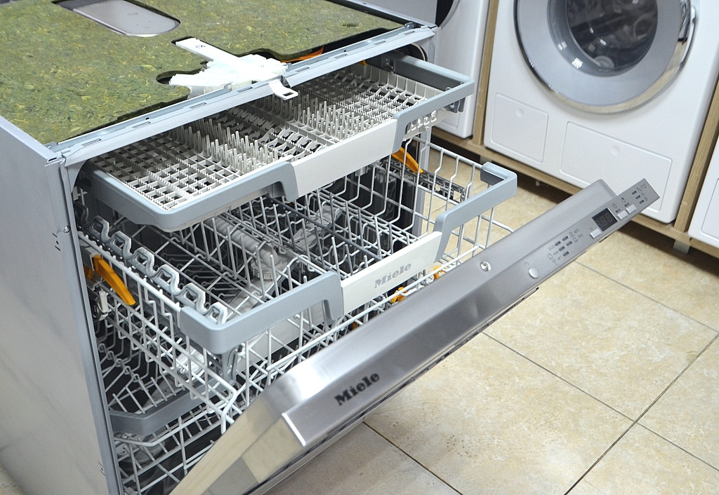 Новая посудомоечная машина  Miele G5260scvi, полная встройка, производство Германия,  ГАРАНТИЯ 1 ГОД