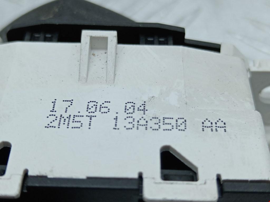Кнопка аварийной сигнализации Ford Focus 1 1140002 - фото 3 - id-p226435199