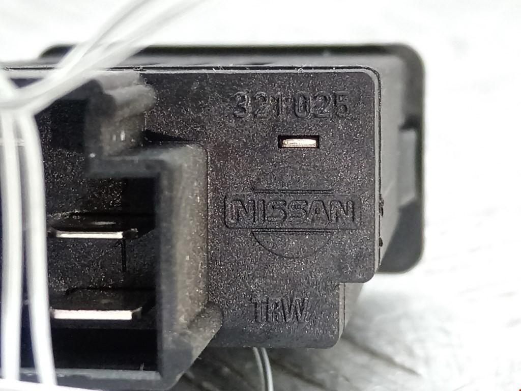 Кнопка освещения панели приборов Nissan Primera P11 - фото 5 - id-p226436060