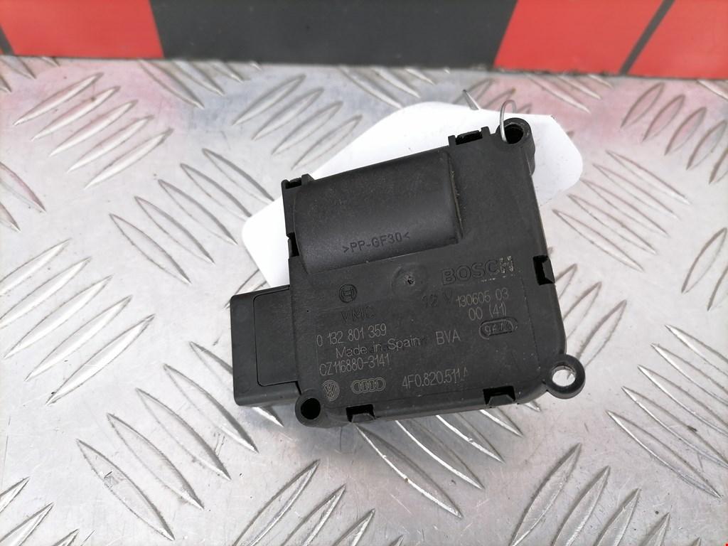 Электропривод (сервопривод) заслонки печки Audi A6 C6 4F0820511A - фото 1 - id-p226458705