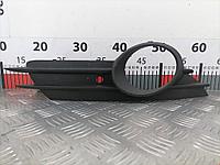 Решетка (заглушка) в бампер правая Opel Corsa D 13211479
