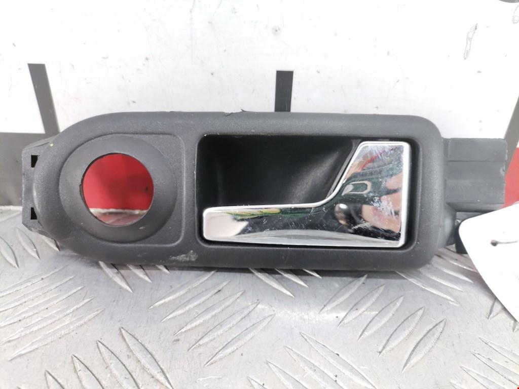 Ручка двери внутренняя передняя правая Volkswagen Golf 4 1J0837114M - фото 1 - id-p226560557