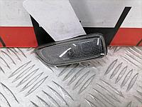 Повторитель указателя поворота левый Volvo XC70 2