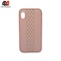 Чехол Iphone XR силиконовый, кожа заклепки, розового цвета