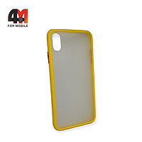 Чехол Iphone Xs Max пластиковый с усиленной рамкой, желтого цвета