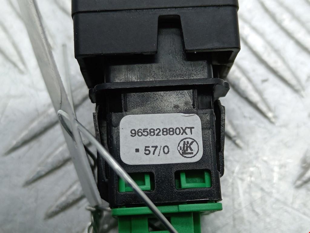 Кнопка центрального замка Peugeot Partner_Tepee 6490E1 - фото 4 - id-p226459875