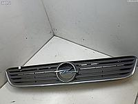 Решетка радиатора Opel Astra G