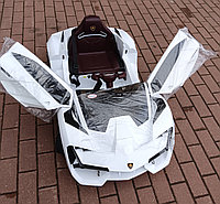 Электромобиль Lamborghini, белый