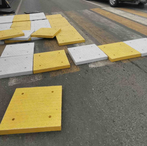 Приподнятый пешеходный переход ПИН (желтый средний элемент) высотой 50 мм - фото 6 - id-p226654980