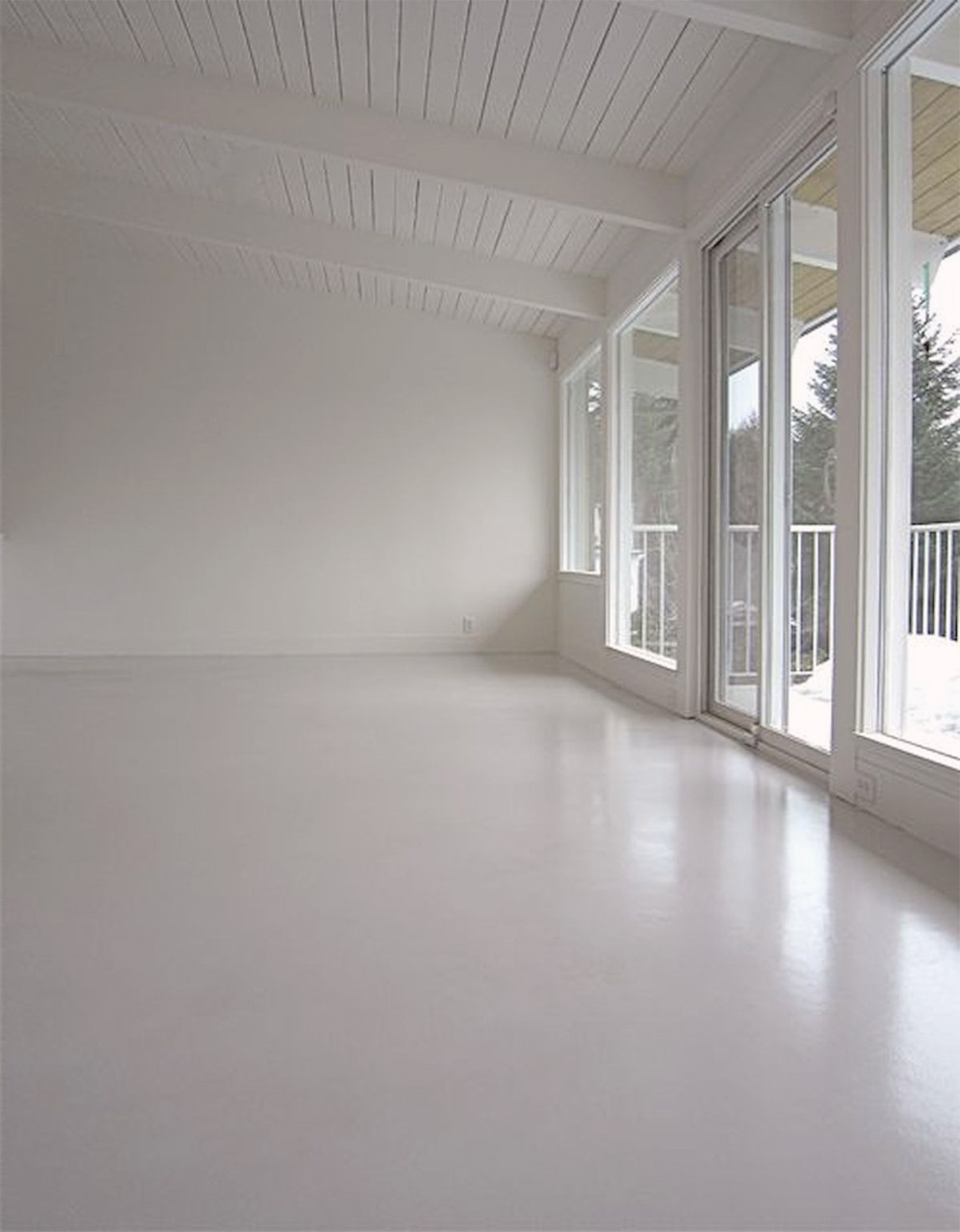 Краска алкидно уретановая для бетонного пола - белая Olecolor (Олеколор) по 3, 5, 10, 20 кг. - фото 4 - id-p226699310
